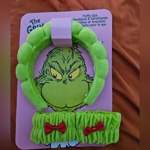 NIP Green Grinch Headband and Wristbands Set